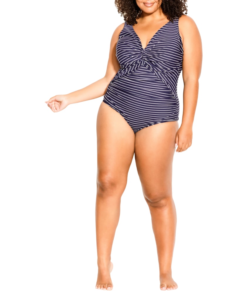 Plus size model wearing  by Avenue | Dia&Co | dia_product_style_image_id:187773